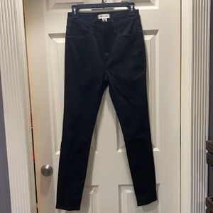 Madewell 9” mid rise jeans in black